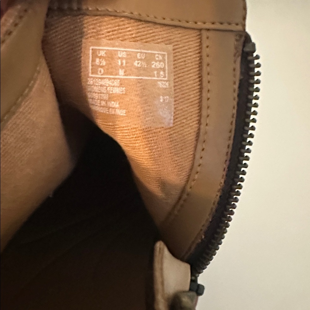 Clark’s Artisan Collection Cognac Tan Brown Leather Booties Size 11 - Picture 9 of 11